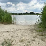 ヴィラ Am Fuer Paare, Familien, Nordseenah, Feriennest Am Wangermeer